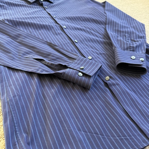 Boss Men’s Dress Shirt - Picture 3 of 6